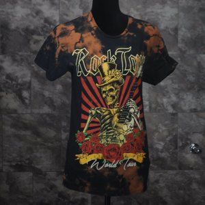New with tags tie die skeleton with guitar small tee